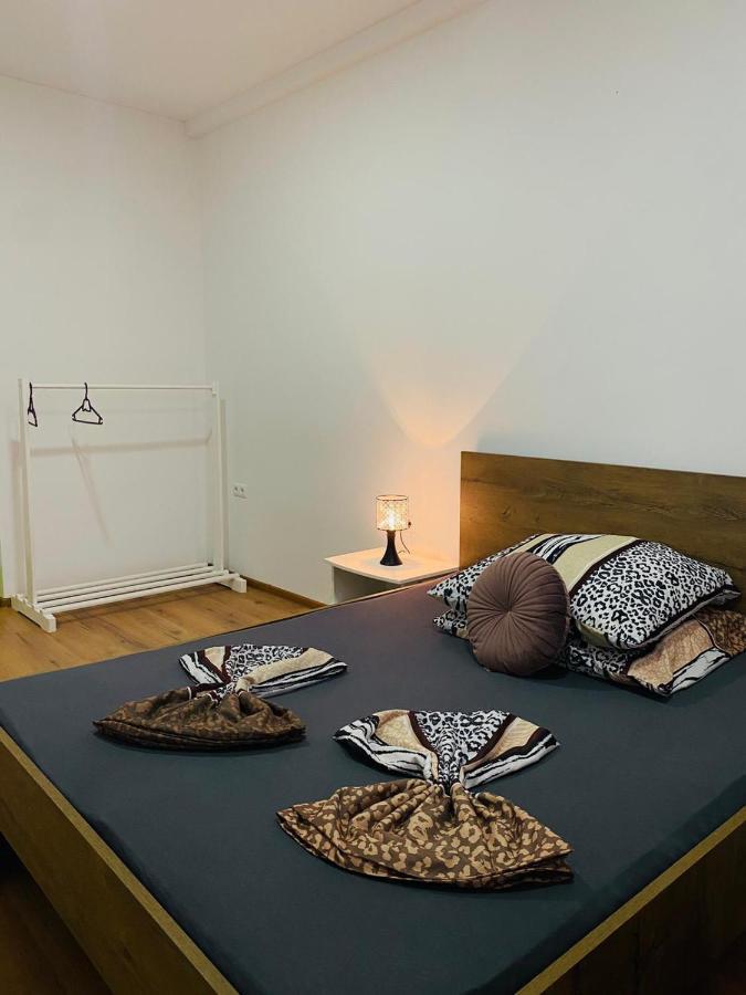 Licko Petrovo Selo Rooms & Glamping Lana Haus מראה חיצוני תמונה