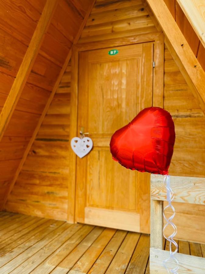 Licko Petrovo Selo Rooms & Glamping Lana Haus מראה חיצוני תמונה