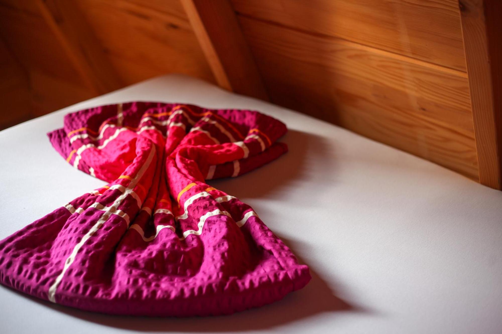 Licko Petrovo Selo Rooms & Glamping Lana Haus מראה חיצוני תמונה